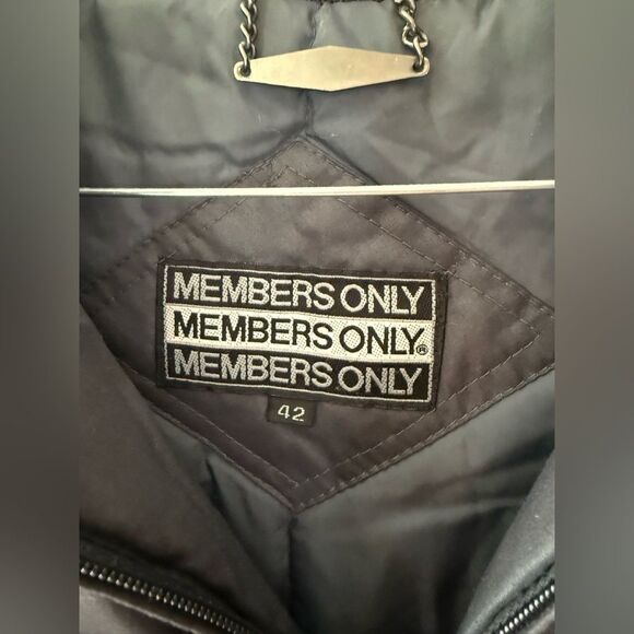 Members Only Collared Bomber Jacket Gray Lightweight Full Zip Flap Pocket Men 42 - Picture 2 of 10